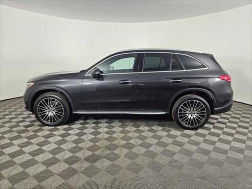 2025 Mercedes-Benz GLC 300 4MATIC
