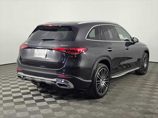2025 Mercedes-Benz GLC 300 4MATIC