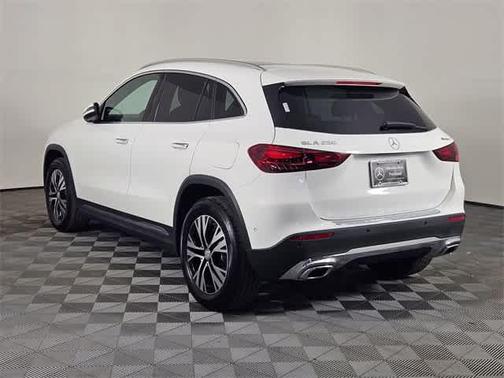 2025 Mercedes-Benz GLA 250 4MATIC