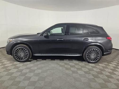 2025 Mercedes-Benz GLC 350e Base