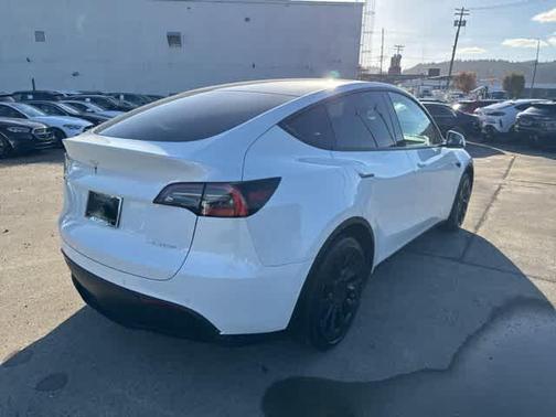 2020 Tesla Model Y Long Range Dual Motor All-Wheel Drive
