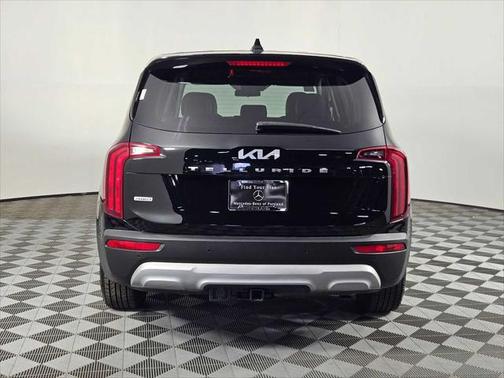 2022 Kia Telluride LX