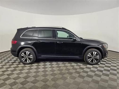 2025 Mercedes-Benz GLB 250 4MATIC