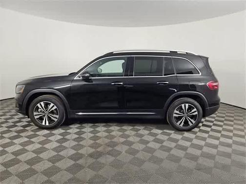 2025 Mercedes-Benz GLB 250 4MATIC