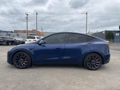 2022 Tesla Model Y Performance Dual Motor All-Wheel Drive