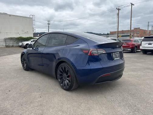 2022 Tesla Model Y Performance Dual Motor All-Wheel Drive