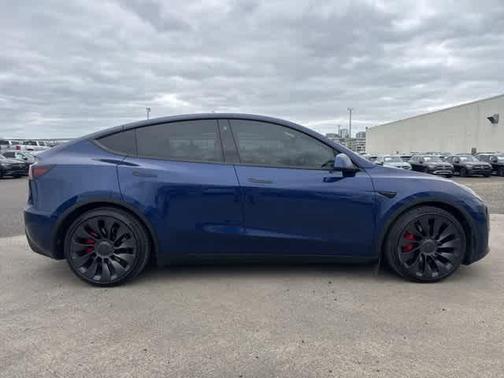 2022 Tesla Model Y Performance Dual Motor All-Wheel Drive