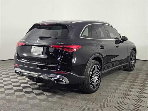 2025 Mercedes-Benz GLC 300 4MATIC