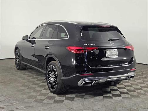2025 Mercedes-Benz GLC 300 4MATIC