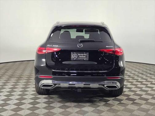 2025 Mercedes-Benz GLC 300 4MATIC