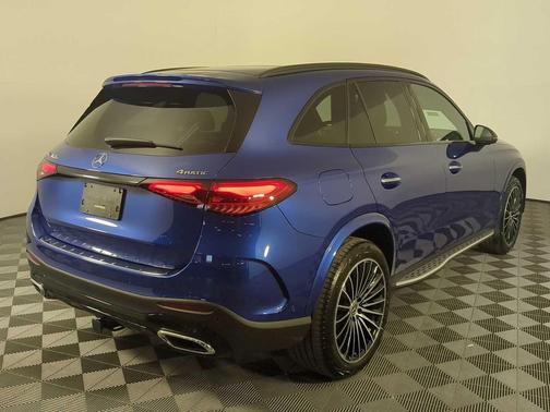2026 Mercedes-Benz GLC 350e Base