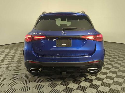 2026 Mercedes-Benz GLC 350e Base