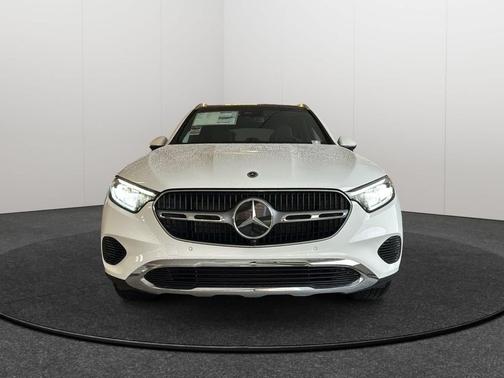 2026 Mercedes-Benz GLC 300 4MATIC