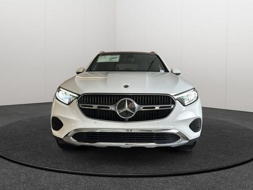 2026 Mercedes-Benz GLC 300 4MATIC