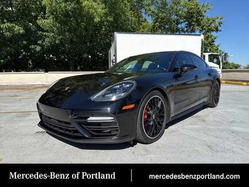 2017 Porsche Panamera Turbo