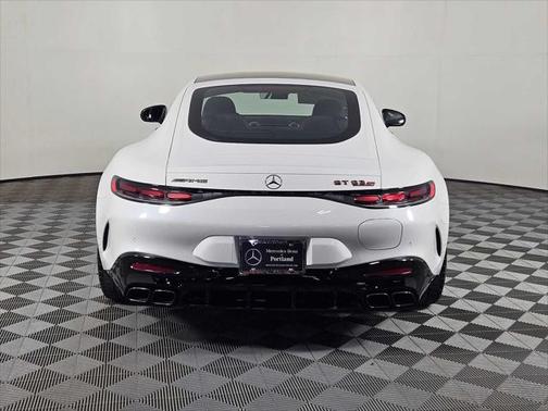 2025 Mercedes-Benz AMG GT 63 S E Performance