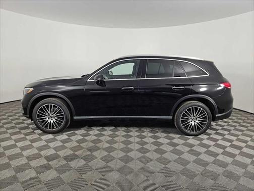 2025 Mercedes-Benz GLC 300 4MATIC