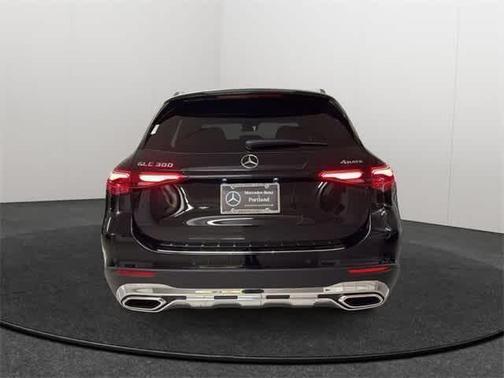 2025 Mercedes-Benz GLC 300 4MATIC
