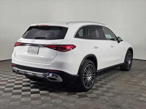 2025 Mercedes-Benz GLC 300 4MATIC