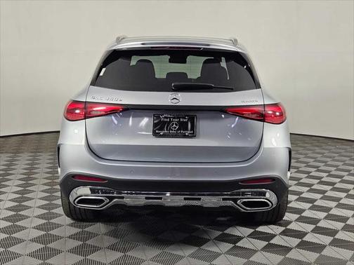 2025 Mercedes-Benz GLC 350e Base