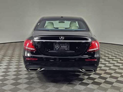 2018 Mercedes-Benz E-Class E 300