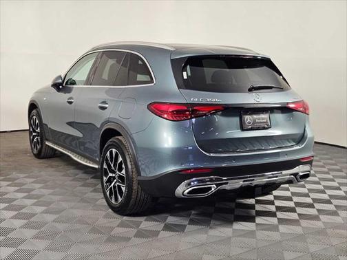 2025 Mercedes-Benz GLC 350e Base