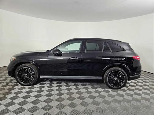 2025 Mercedes-Benz GLC 350e Base