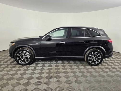 2025 Mercedes-Benz GLC 350e Base