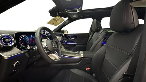 2025 Mercedes-Benz GLC 300 4MATIC