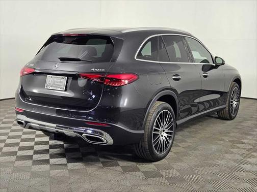 2025 Mercedes-Benz GLC 300 4MATIC