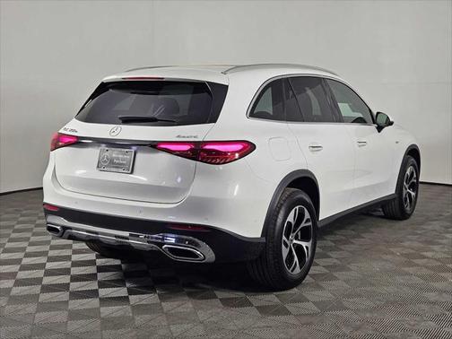 2025 Mercedes-Benz GLC 350e Base