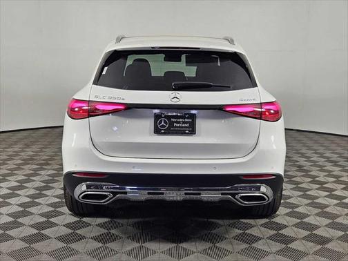 2025 Mercedes-Benz GLC 350e Base