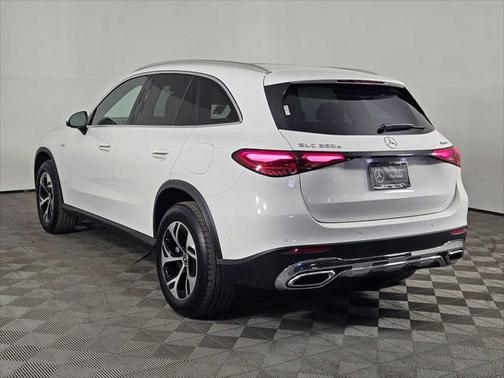 2025 Mercedes-Benz GLC 350e Base