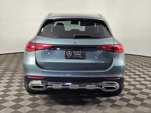 2025 Mercedes-Benz GLC 350e Base