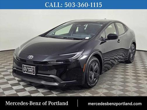 2024 Toyota Prius LE
