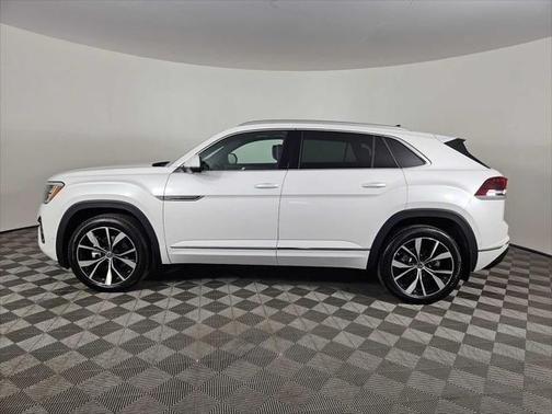 2024 Volkswagen Atlas Cross Sport 2.0T SEL Premium