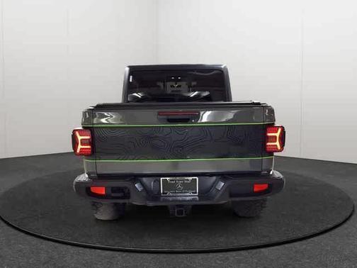 Sting-Gray Clearcoat 2021 Jeep Gladiator Overland