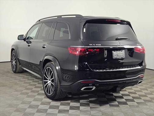 2025 Mercedes-Benz GLS 450 4MATIC