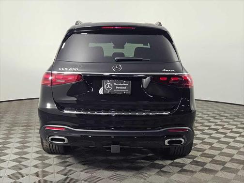 2025 Mercedes-Benz GLS 450 4MATIC