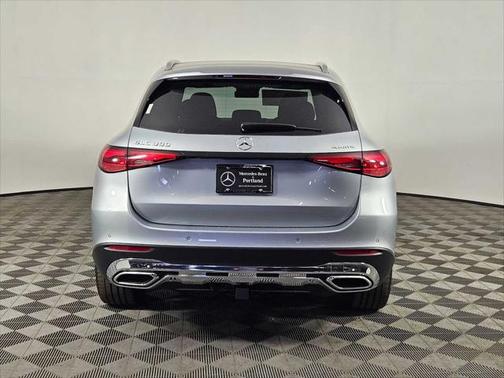 2025 Mercedes-Benz GLC 300 4MATIC