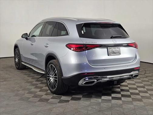 2025 Mercedes-Benz GLC 300 4MATIC