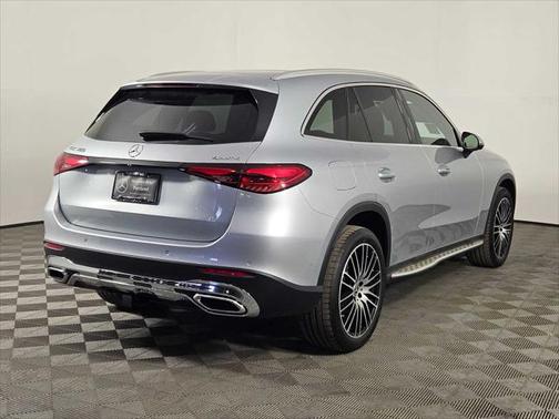 2025 Mercedes-Benz GLC 300 4MATIC