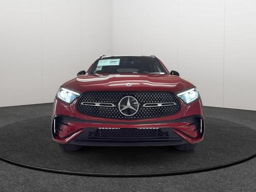 2026 Mercedes-Benz GLC 300 4MATIC