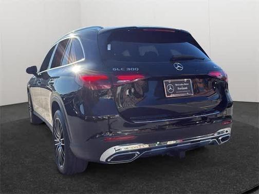 2025 Mercedes-Benz GLC 300 4MATIC
