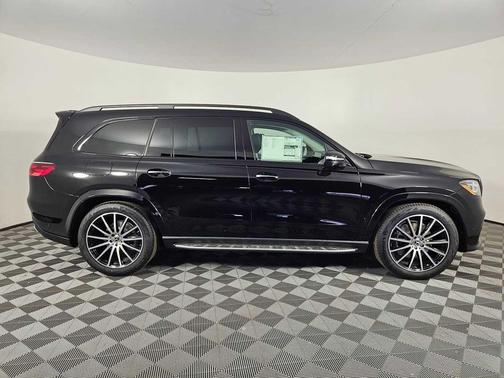 2025 Mercedes-Benz GLS 450 4MATIC