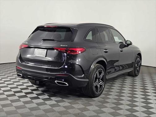 2025 Mercedes-Benz GLC 300 4MATIC