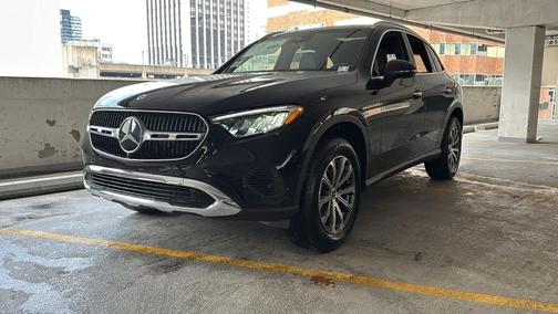 2026 Mercedes-Benz GLC 300 4MATIC