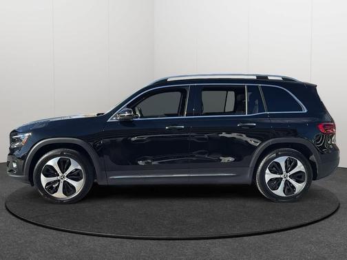 2025 Mercedes-Benz GLB 250 4MATIC