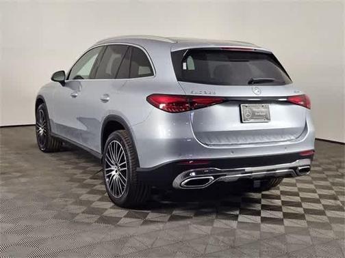 2025 Mercedes-Benz GLC 300 4MATIC