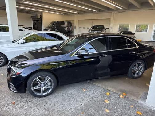 2017 Mercedes-Benz E-Class 4MATIC